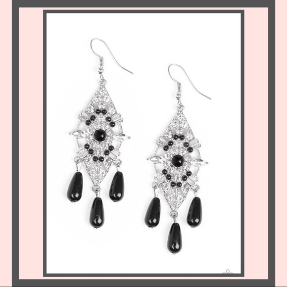 Majestic Mood Earrings